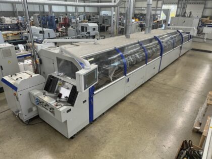 KM 200 with endsheet feeder